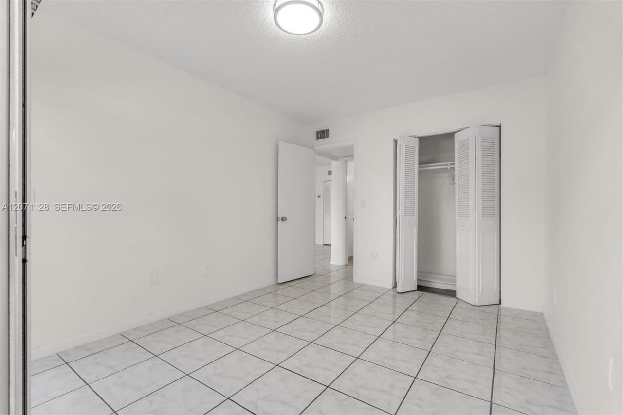 400 NE 18th Ave, Unit 208, Homestead, FL 33033 Photo
