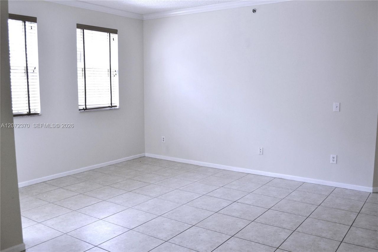 3225 NE 184th St, Unit 10103, Aventura, FL 33160 Photo
