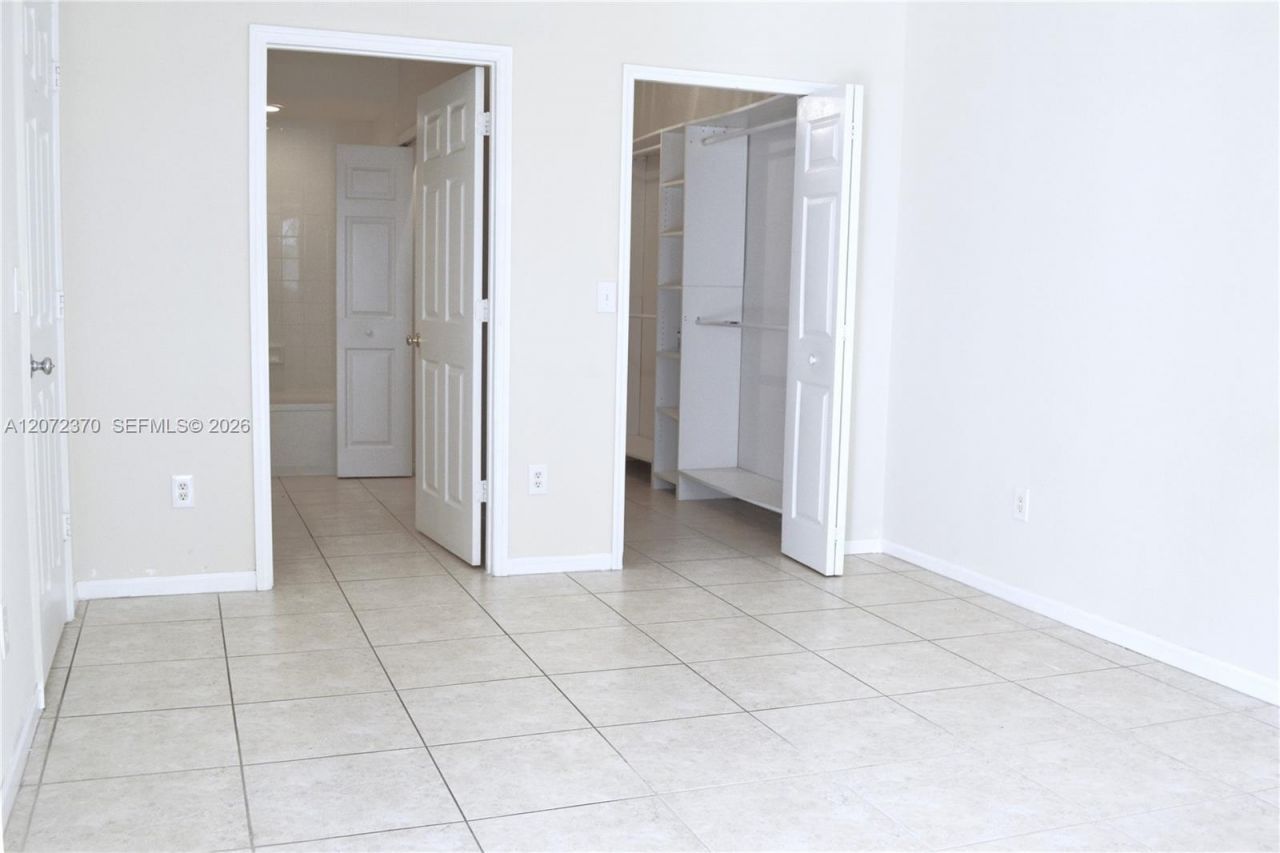 3225 NE 184th St, Unit 10103, Aventura, FL 33160 Photo