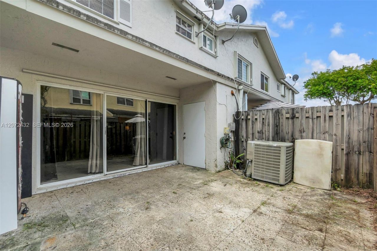 11855 SW 99th St , Miami, FL 33186 Photo