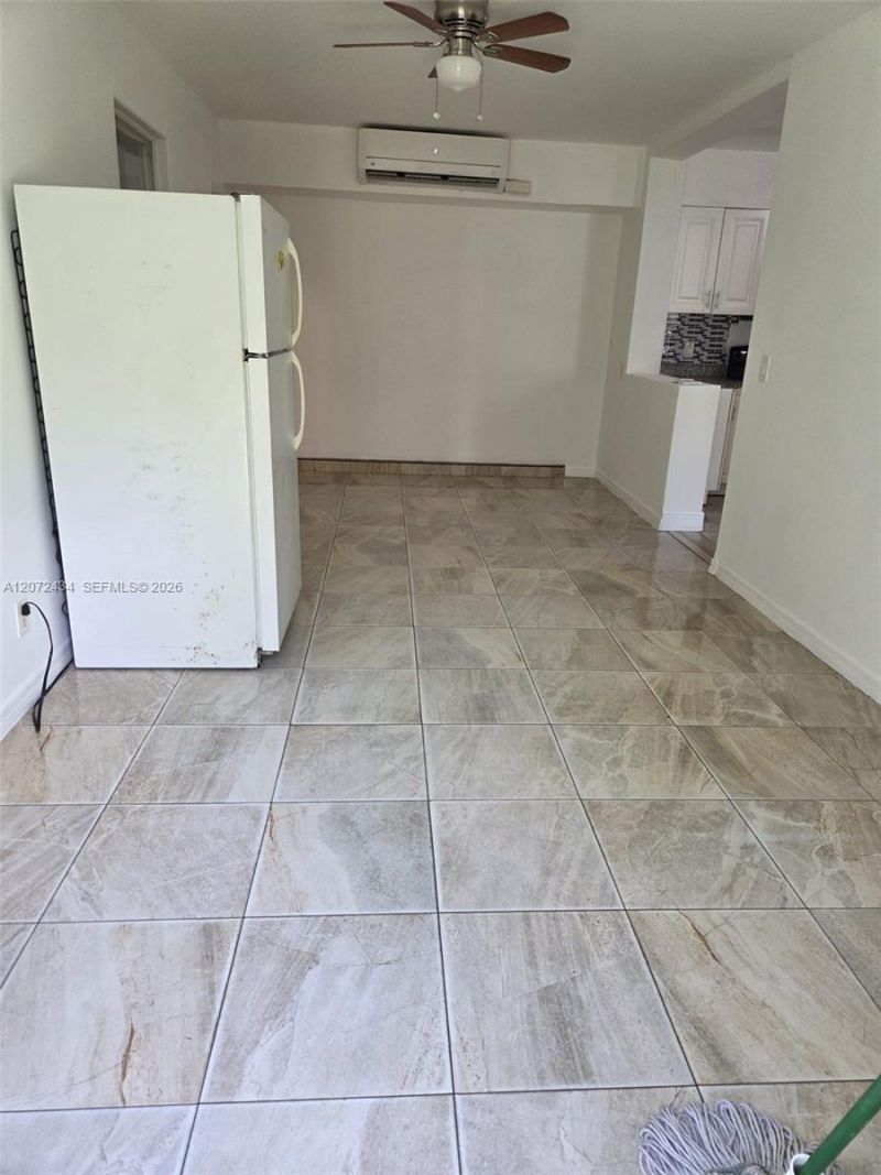 4381 Purdy Ln , Unit 2, Palm Springs, FL 33406 Photo