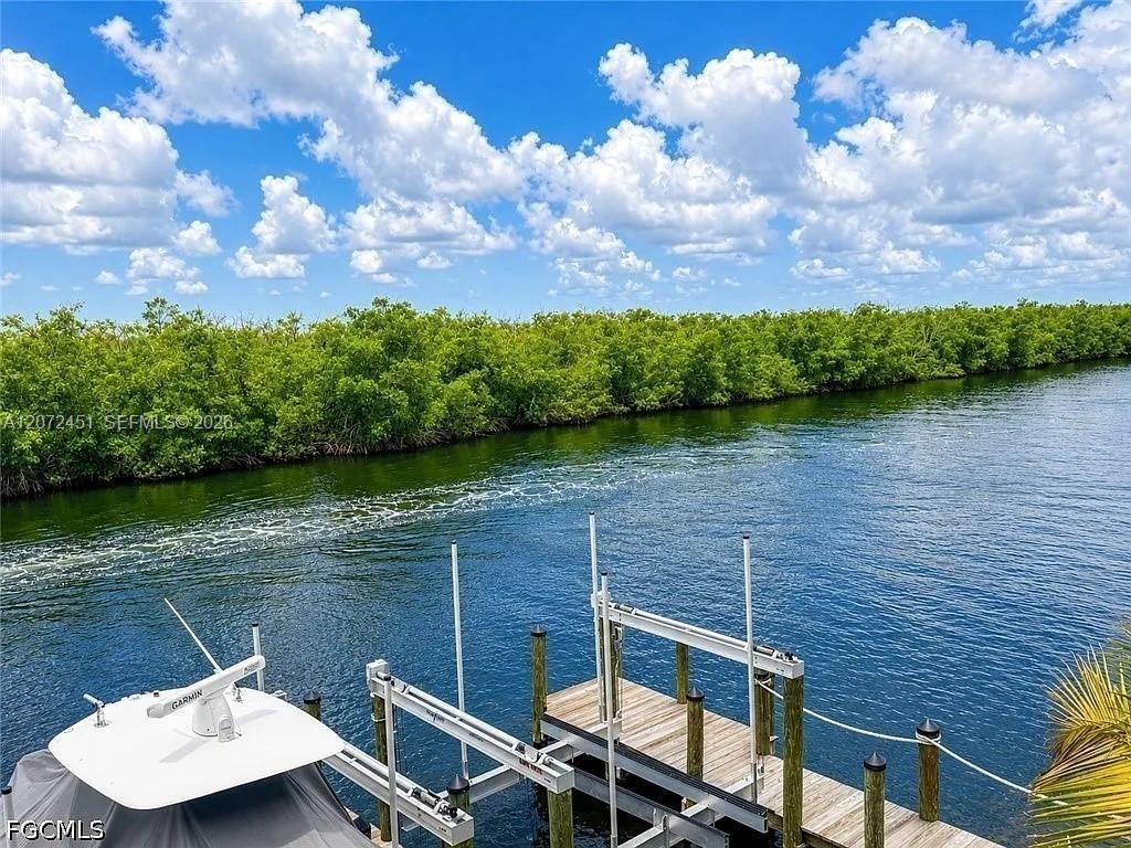 5816 Shell Cove Dr , Unit 119, Cape Coral, FL 33914 Photo