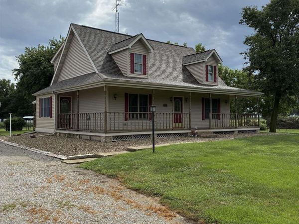 1250 State Route 29 Street, Taylorville, IL 62568