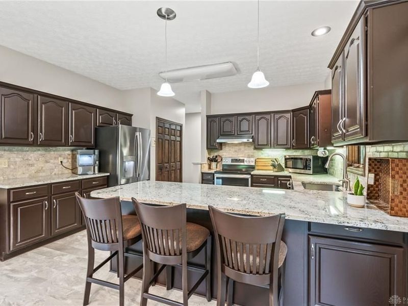 2335 Blackoak Drive, Troy, OH 45373 Photo 10