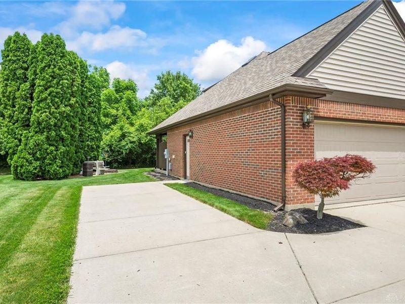 2335 Blackoak Drive, Troy, OH 45373 Photo 52