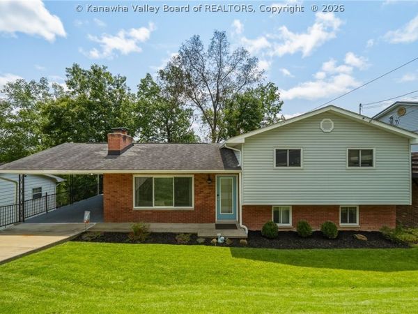 1812 Rosewood Road, Charleston, WV 25314