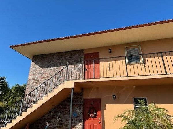 1982 SW PALM CITY Road SW, Unit F, Stuart, FL 34994