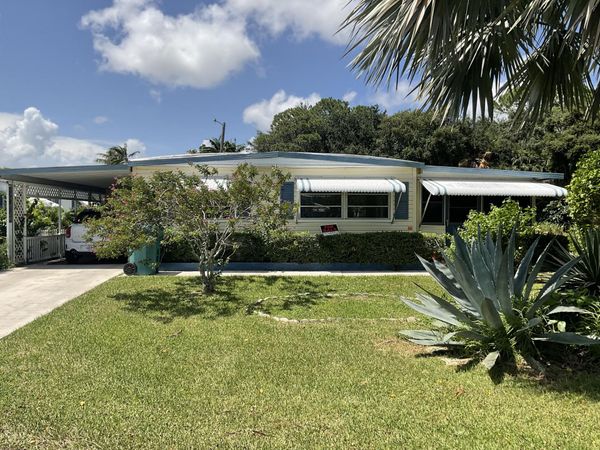 8528 Duchess Court E, Boynton Beach, FL 33436
