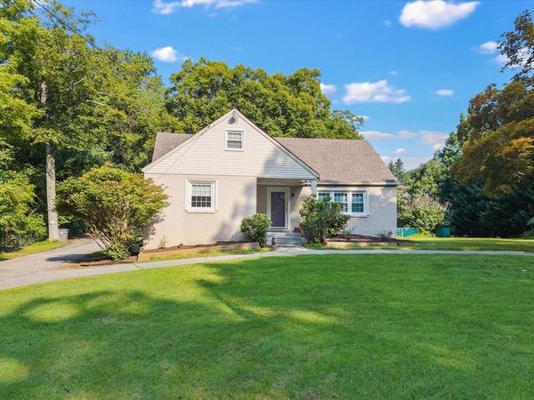 2302 MARSH ROAD, WILMINGTON, DE 19810