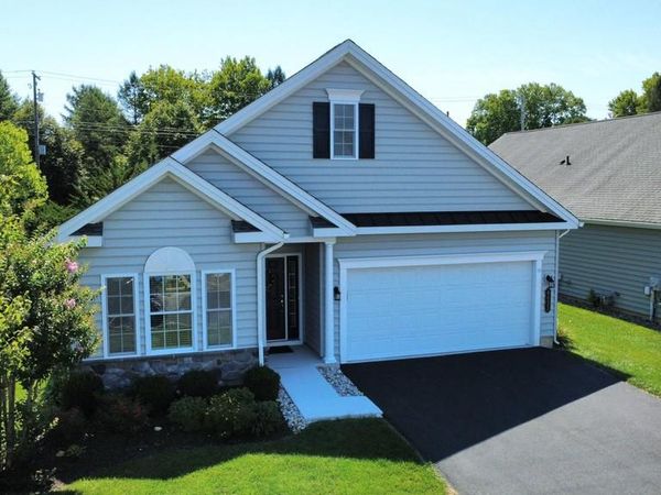 4633 FREEDOM WAY , CENTER VALLEY, PA 18034