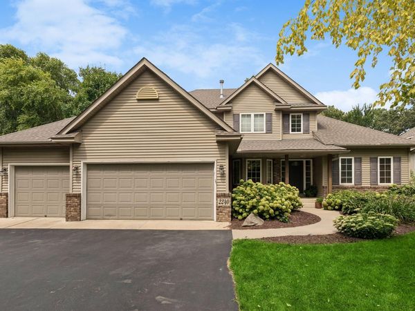 2240 Thrushwood Circle , Victoria, MN 55386
