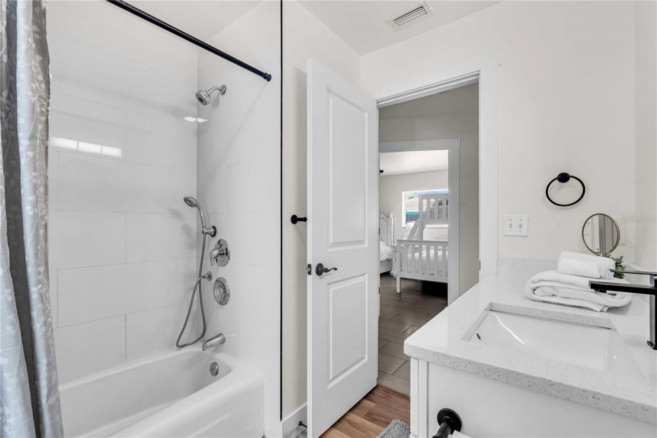4610 Ardale Street , Sarasota, FL 34232 Photo