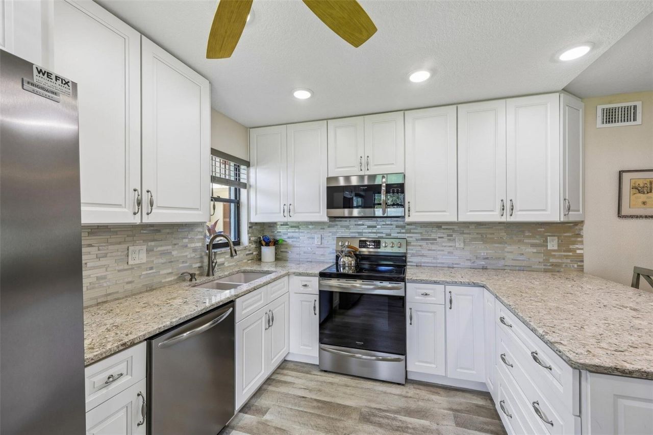 5400 34th Street W, Unit A6, Bradenton, FL 34210 Photo