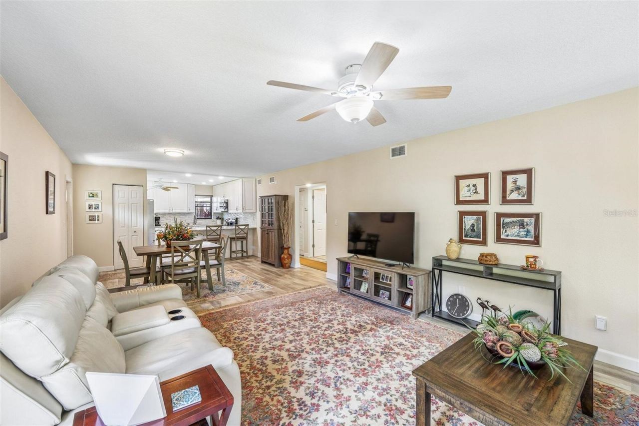 5400 34th Street W, Unit A6, Bradenton, FL 34210 Photo