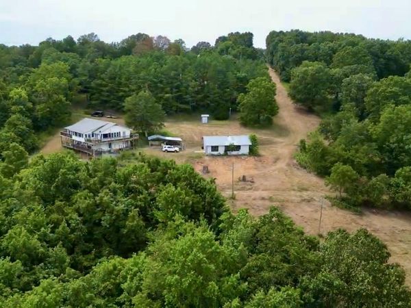 795 Anthony Road, Pineville, MO 64856