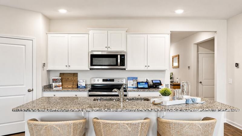182 Fuller Road Photo 14