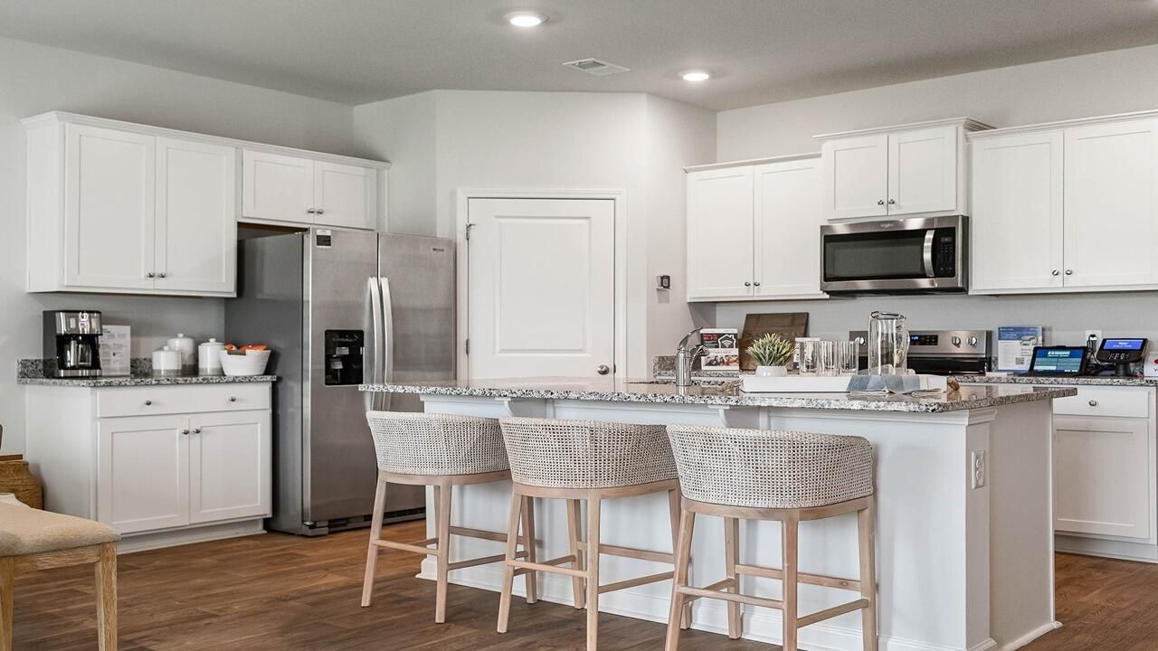 182 Fuller Road Photo 15