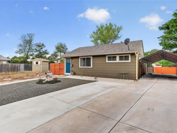 937 Kramer Court , Aurora, CO 80010