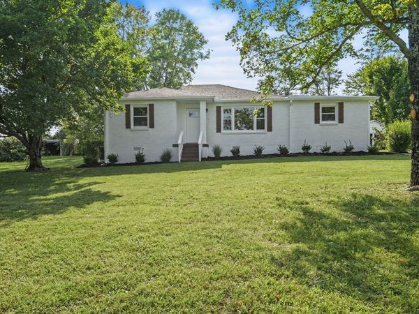 5672 Highway 161 , Springfield, TN 37172