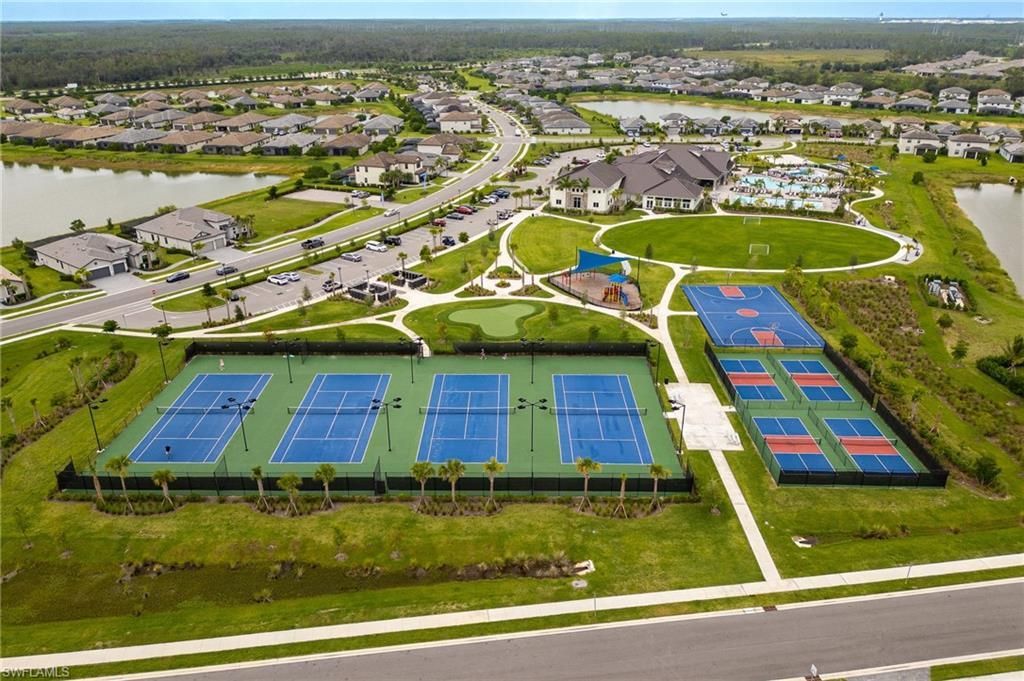 13845 Pine Lodge Ln , Fort Myers, FL 33913 Photo