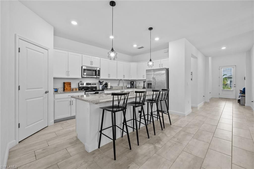 13845 Pine Lodge Ln , Fort Myers, FL 33913 Photo