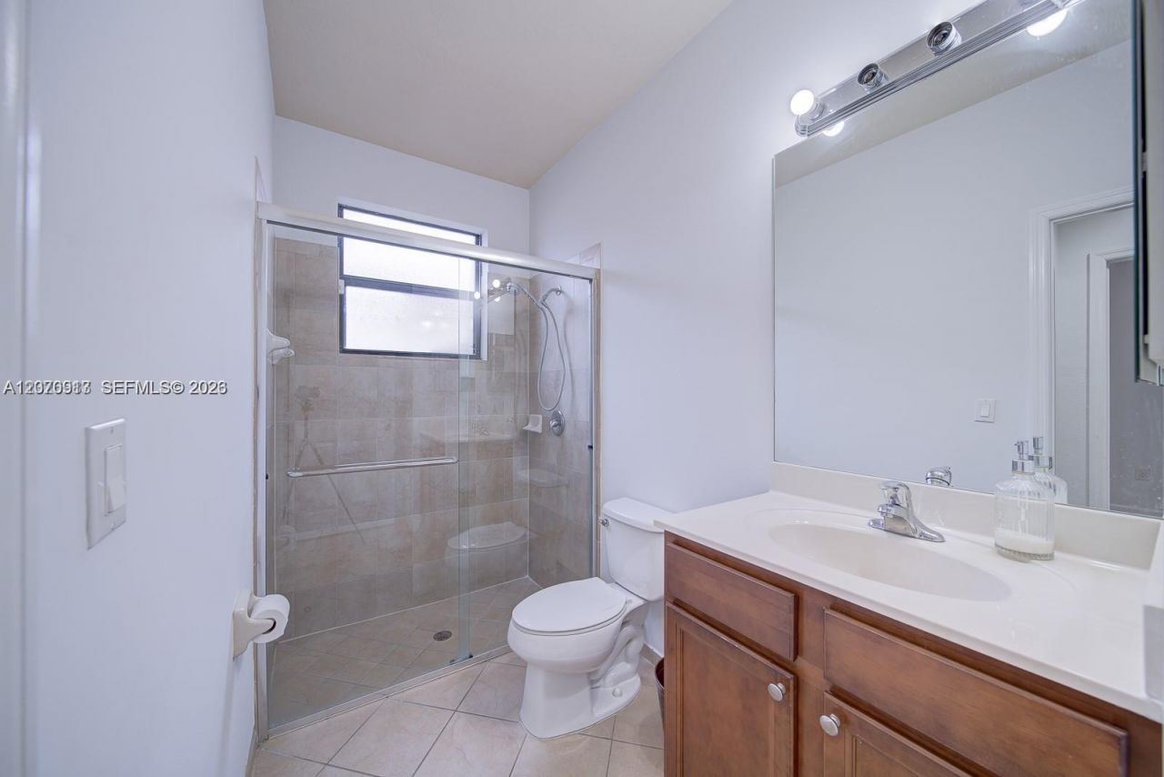 139 NE 26th Ave , Homestead, FL 33033 Photo