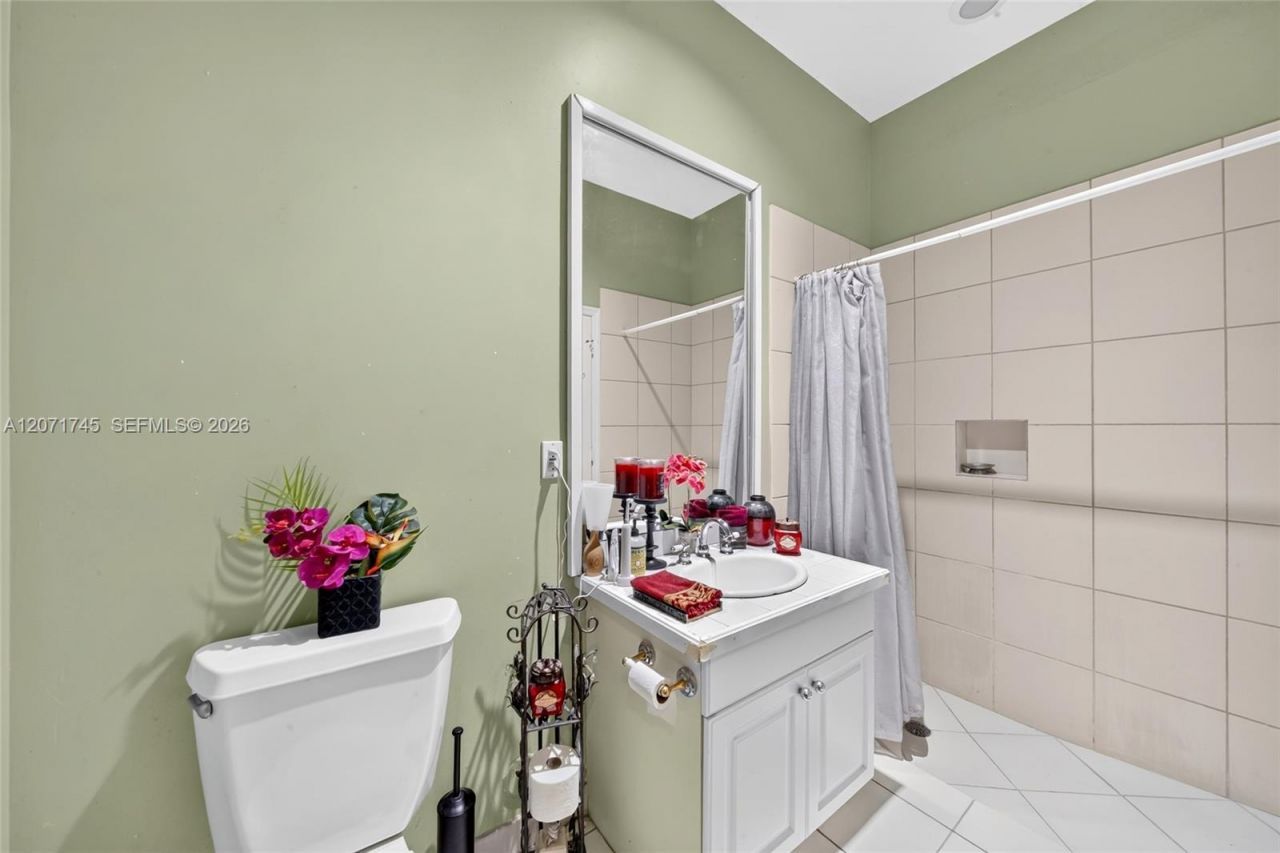 17711 SW 81st Ct, Palmetto Bay, FL 33157 Photo