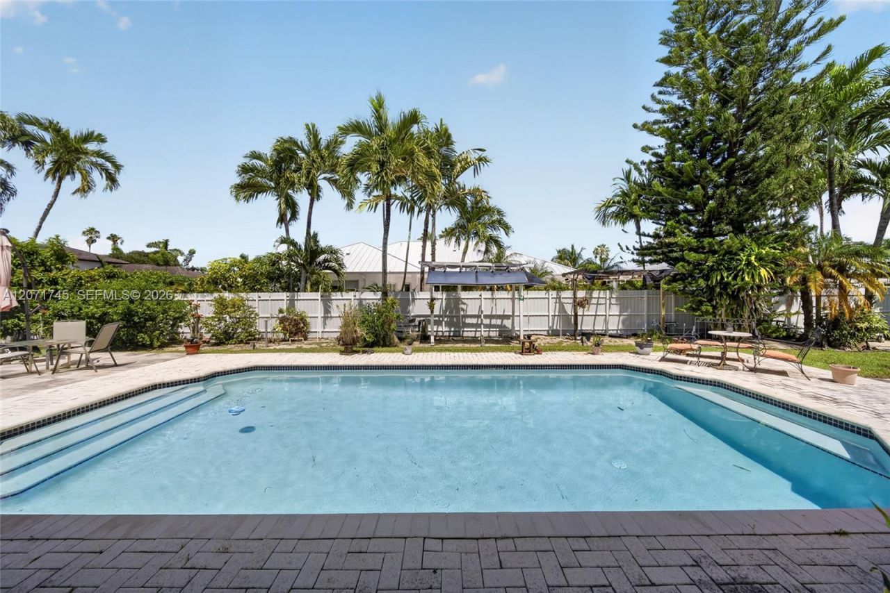 17711 SW 81st Ct, Palmetto Bay, FL 33157 Photo