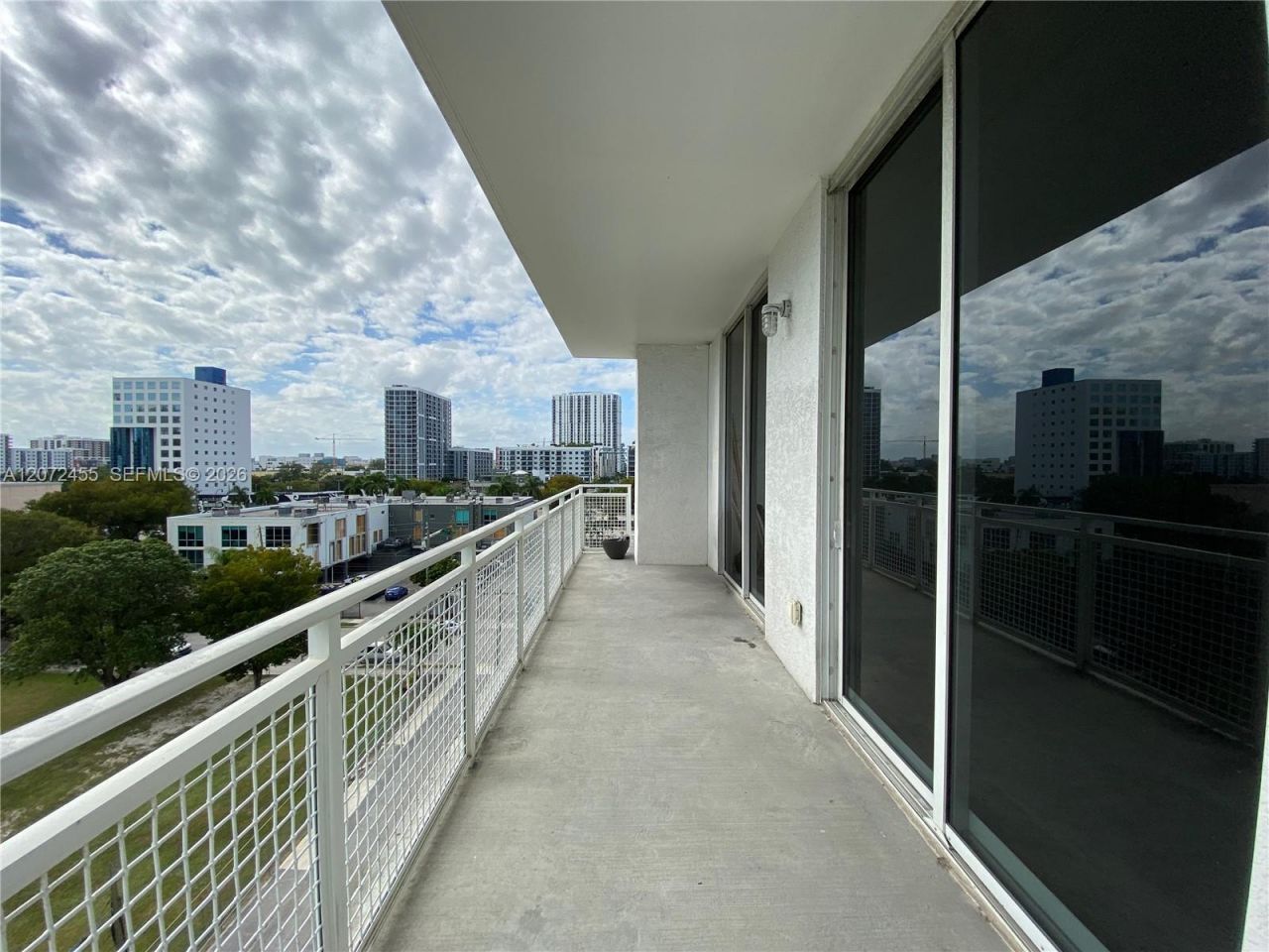 444 NE 30th St , Unit 702, Miami, FL 33137 Photo