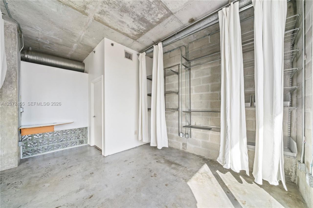 444 NE 30th St , Unit 702, Miami, FL 33137 Photo