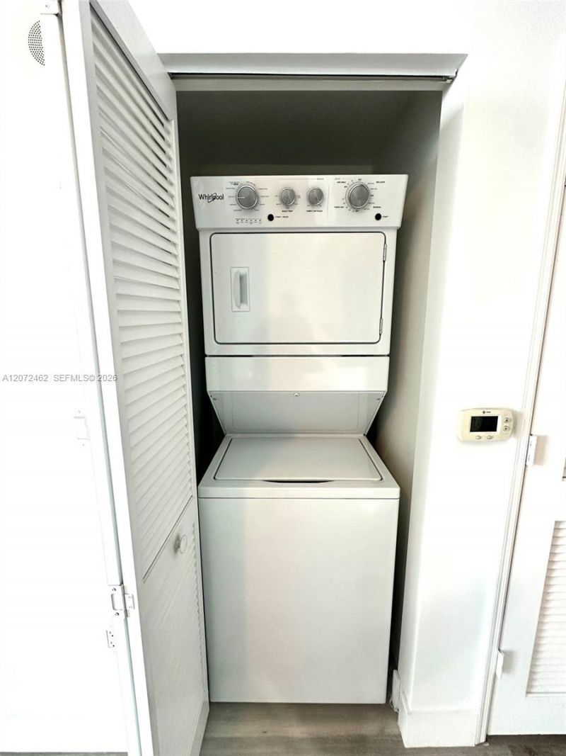 951 Brickell Ave , Unit 3403, Miami, FL 33131 Photo