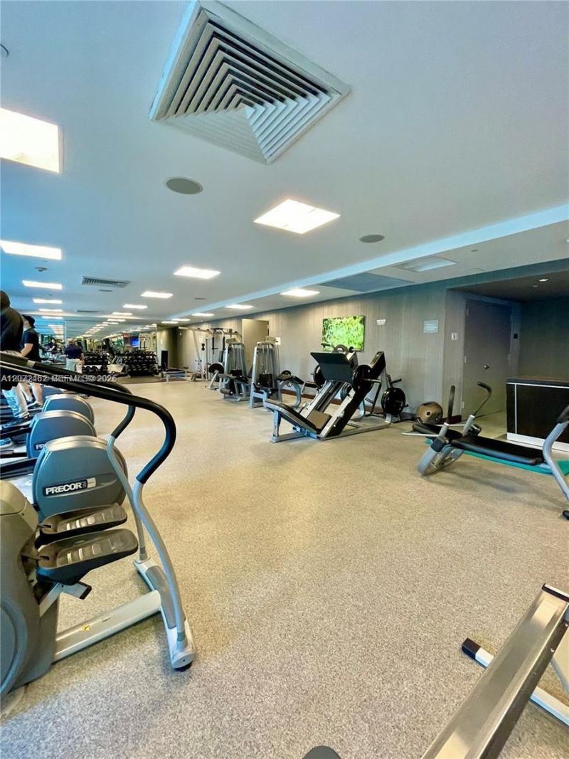 951 Brickell Ave , Unit 3403, Miami, FL 33131 Photo