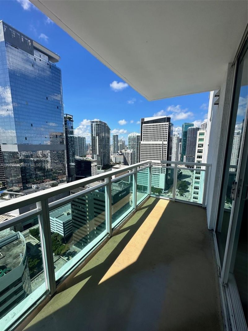 951 Brickell Ave , Unit 3403, Miami, FL 33131 Photo