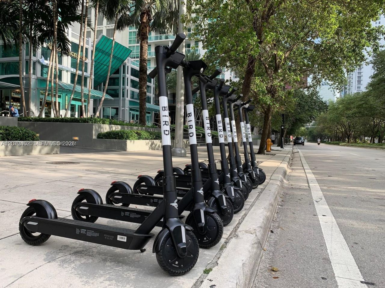 951 Brickell Ave , Unit 3403, Miami, FL 33131 Photo