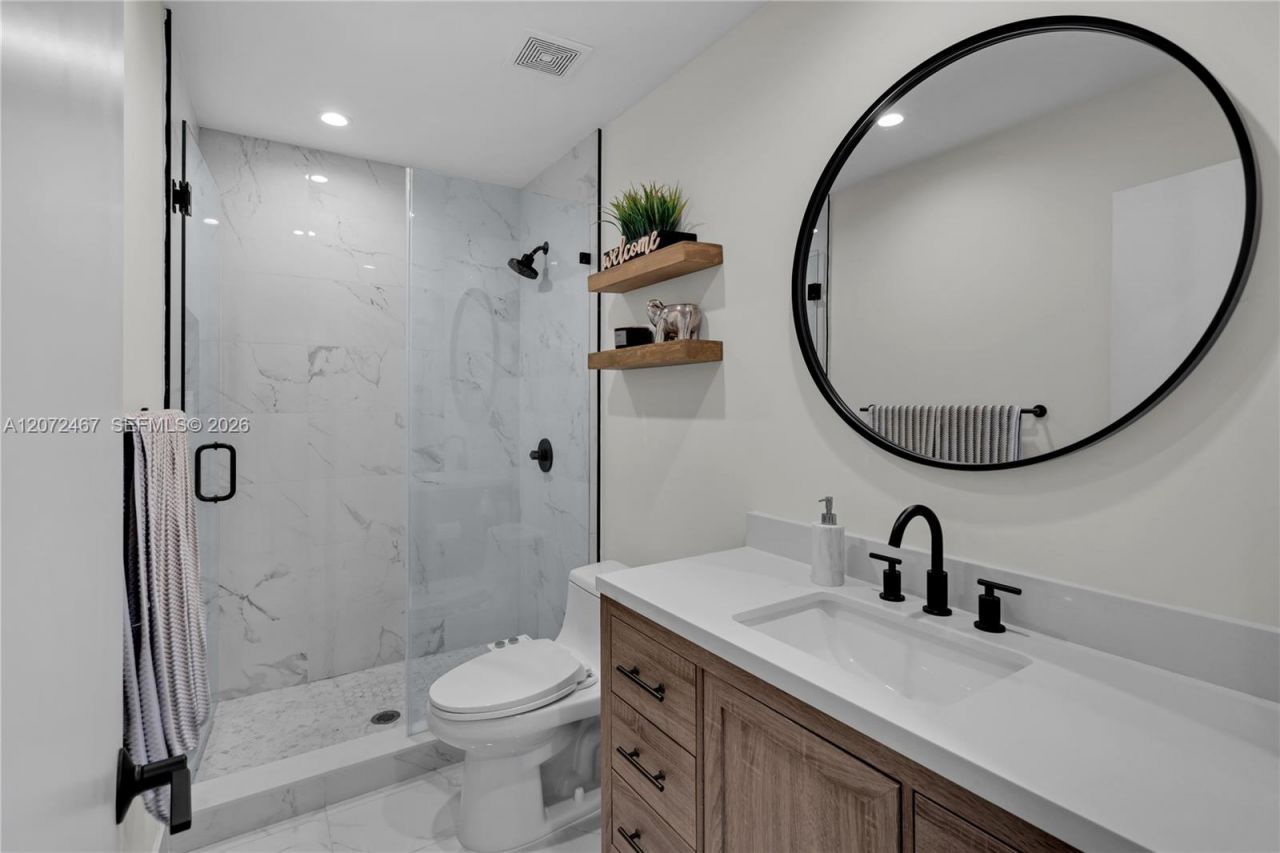 1786 SW 9th St, Unit 1, Miami, FL 33135 Photo
