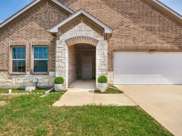 2723 Pike Drive, Lancaster, TX 75134