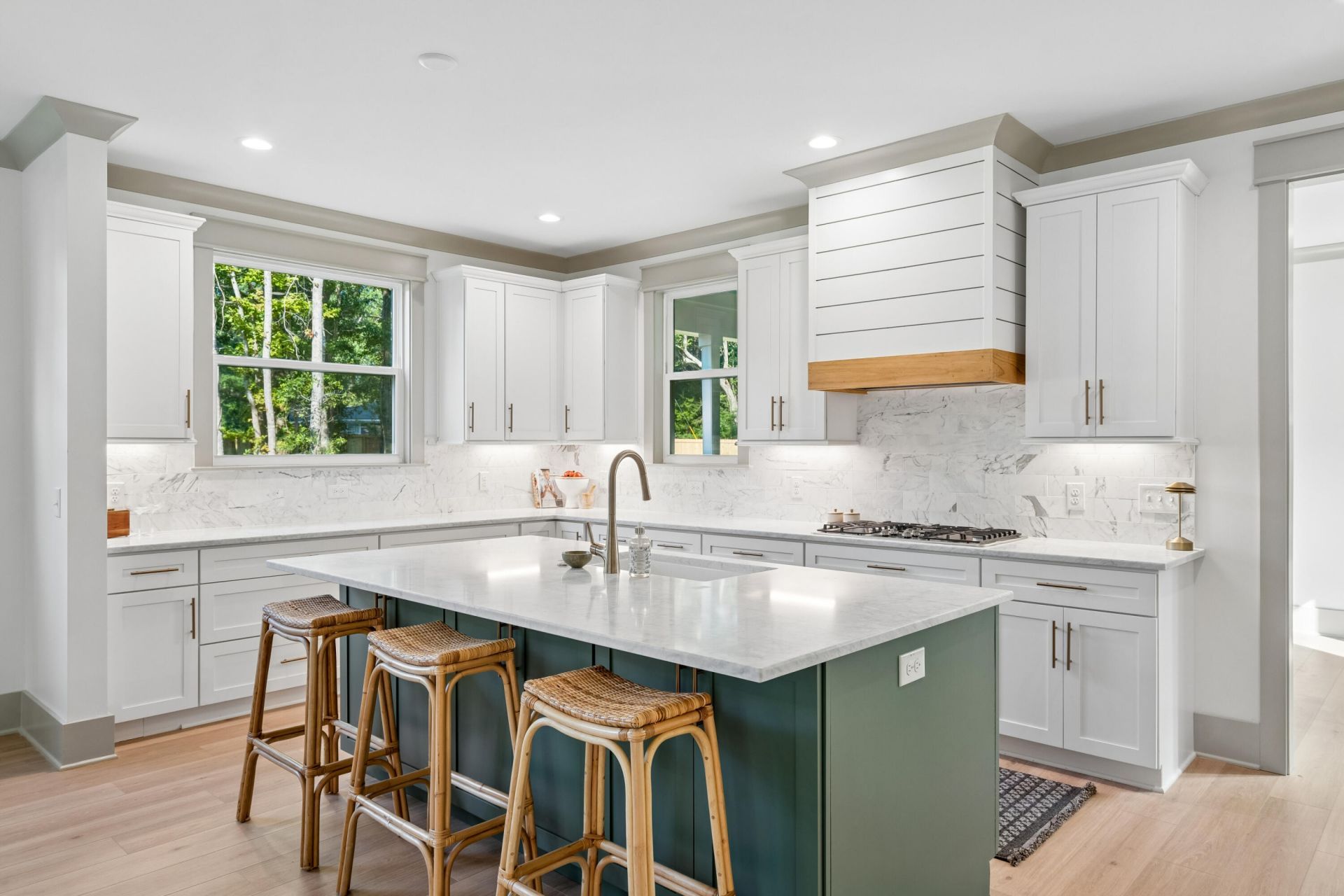 3276 River Road Photo 12