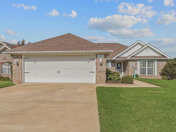 49 Ashcraft, Paragould, AR 72450