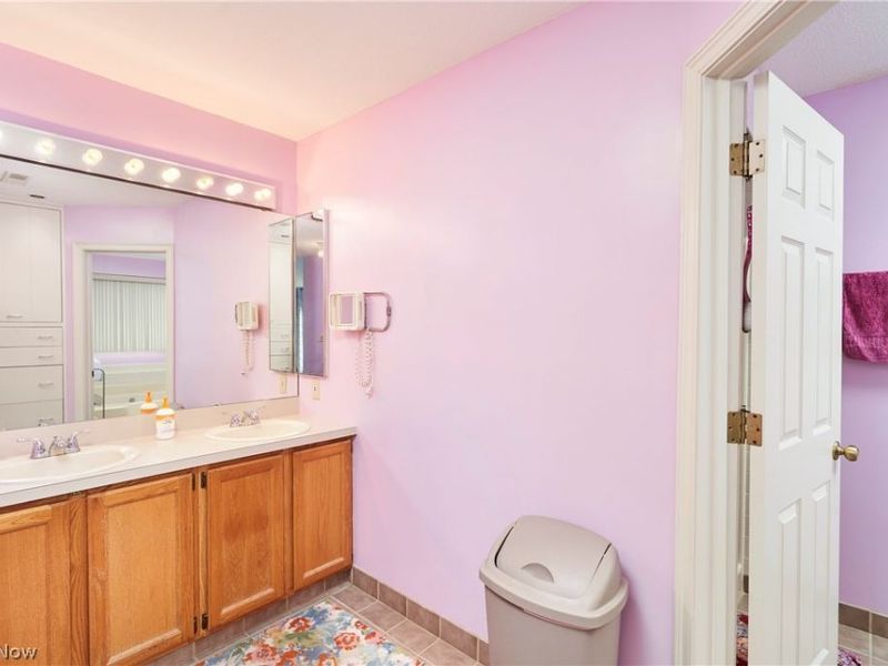 2069 Saxony Drive, Akron, OH 44313 Photo 16