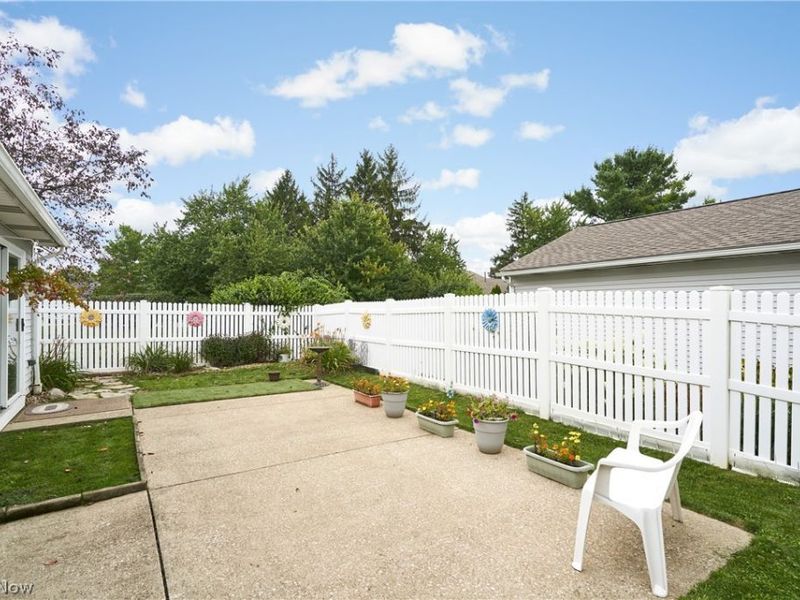 2069 Saxony Drive , Akron, OH 44313 Photo 21