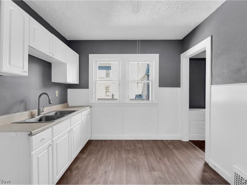 414 E 147th Street , Cleveland, OH 44110 Photo 12