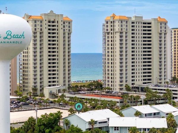 8522 Gulf Blvd, Unit 1, Navarre Beach, FL 32566