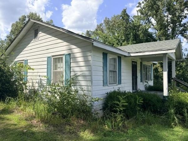 623 CRAVENS RD, Savannah, TN 38372