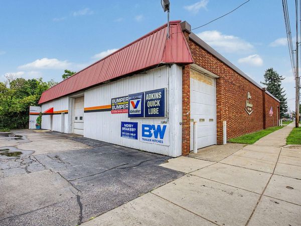 37 W Carleton Road, Hillsdale, MI 49242