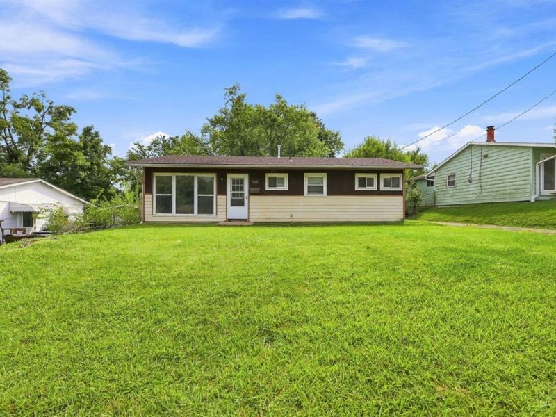 9596 Pippin Road, Colerain Township, OH 45231 Photo 2
