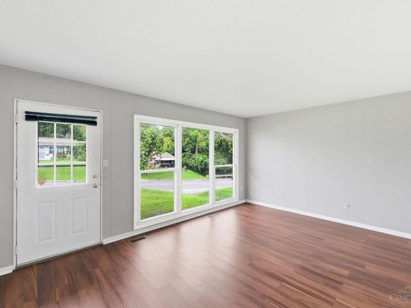 9596 Pippin Road, Colerain Township, OH 45231 Photo 4