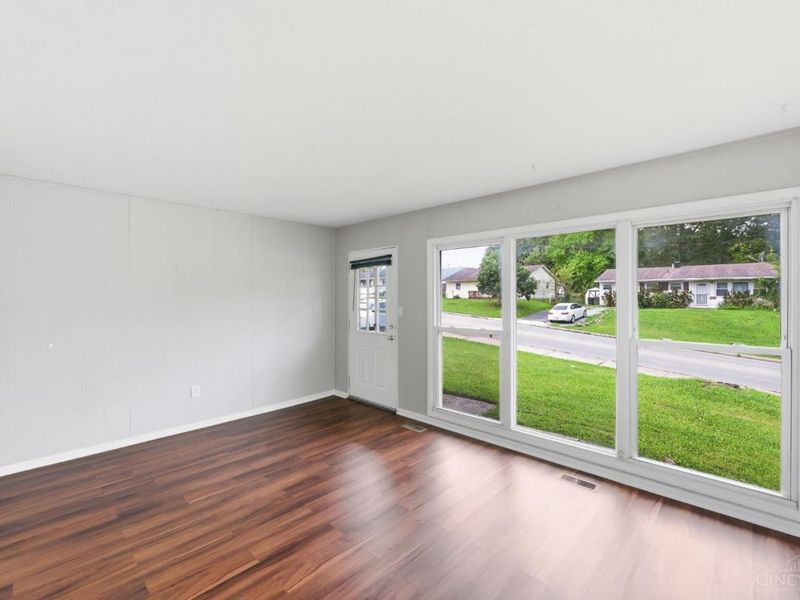 9596 Pippin Road, Colerain Township, OH 45231 Photo 5
