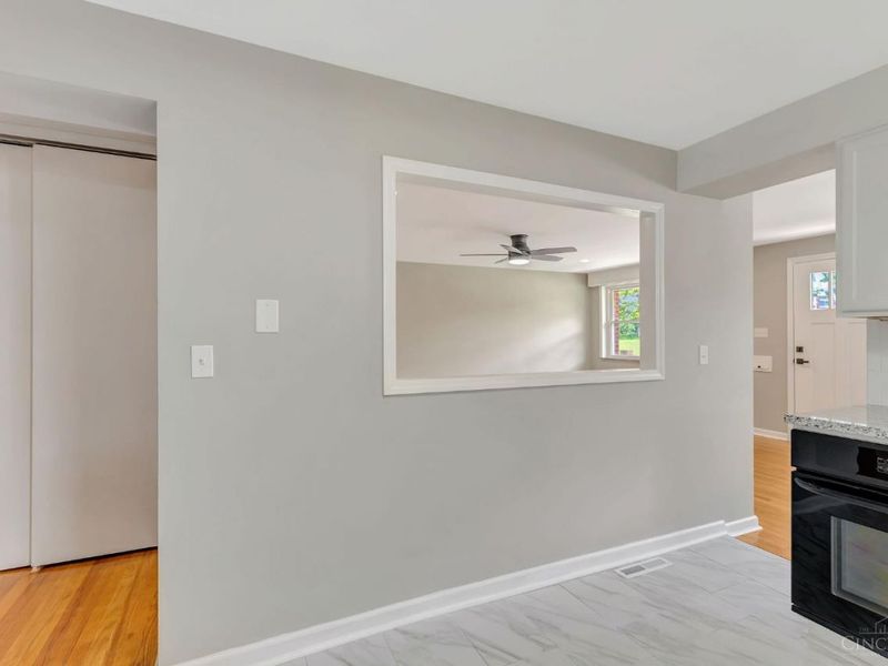 8613 Brent Drive, Springfield Township, OH 45231 Photo 15
