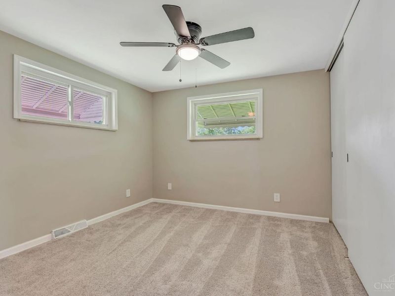 8613 Brent Drive, Springfield Township, OH 45231 Photo 16