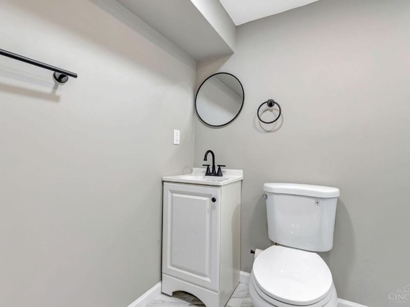 8613 Brent Drive, Springfield Township, OH 45231 Photo 28